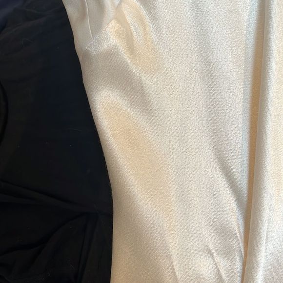 🌟 Park & Fifth Davenport Bridal Dress - Ivory - NWT, Size S - Low Cut Back 🌟 - Picture 11 of 12